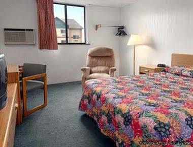 Super 8 By Wyndham Glendive Hotel Exterior foto